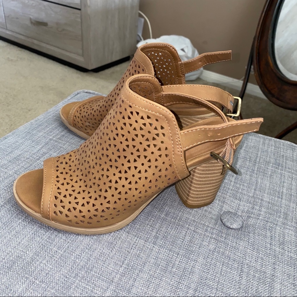 Small Heels